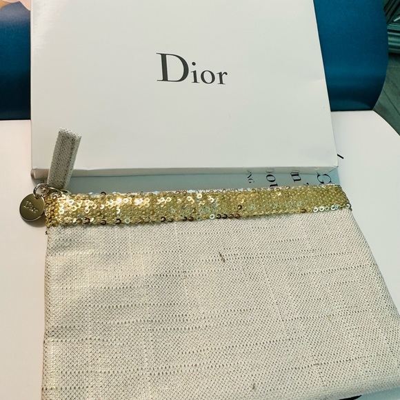 DIOR j’adore Gold Sequin Zipper Bag Pouch with Logo Charm + Box NIB - Picture 4 of 5